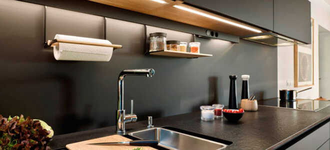 10 правил освещения фартука и рабочей поверхности на кухне.